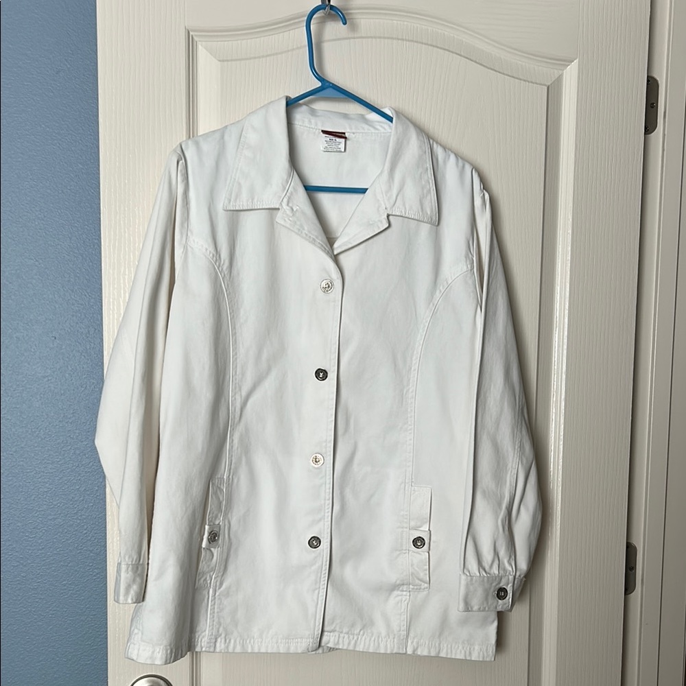 White Utility Jacket With Lightweight Fabric And … - image 1